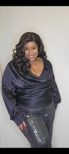 Load image into Gallery viewer, Used Blach and Silver Sequin pants
