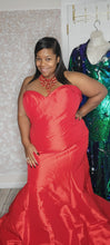 Load image into Gallery viewer, Mac Duggal Nwt Red Sweetheart Mermaid Gown
