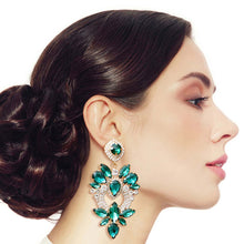 Load image into Gallery viewer, Green Glass Crystal Heart Earrings
